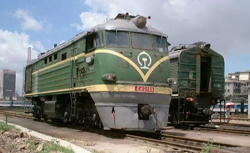 西瓜、橘子、老虎、藍(lán)貓……讓人大開眼界的中國(guó)火車機(jī)車簡(jiǎn)譜及花名